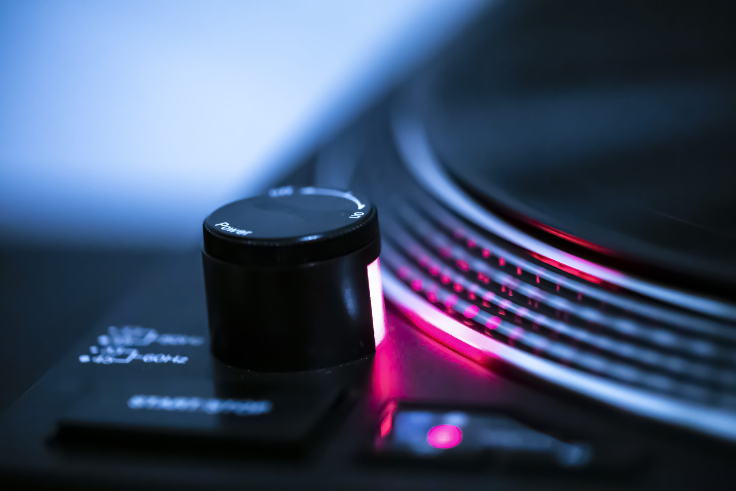close-up-camera-table
